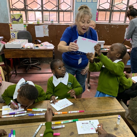 Meet your Posher, Debbi - Picture 1 of 1